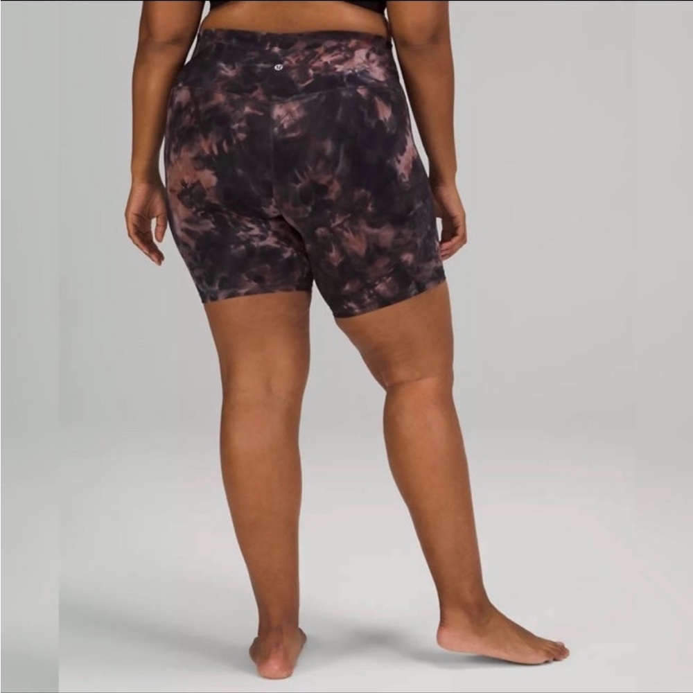Lululemon Align High Rise Short - Picture 2 of 4